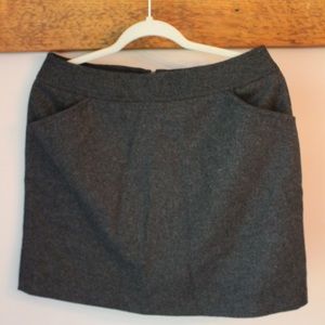 Wool mini skirt with pockets - lined